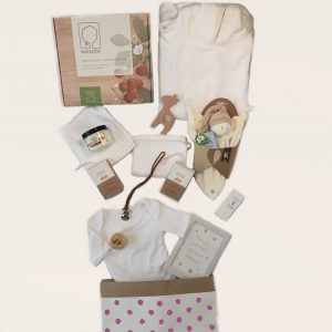 Baby cadeaupakket XL met roze stippen